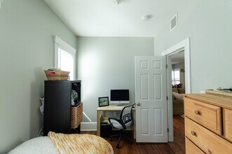 275 Minot St in Boston, MA - Building Photo - Building Photo