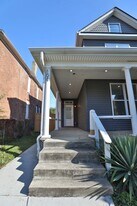 108 Hawkes Ave in Columbus, OH - Building Photo