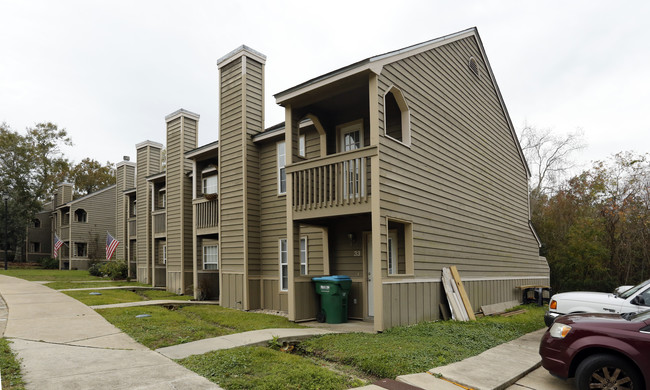 Anatole Bay Town Homes in Biloxi, MS - Foto de edificio - Building Photo