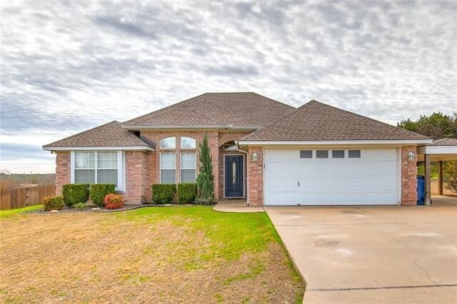 1303 Cochise Trail in Granbury, TX - Building Photo