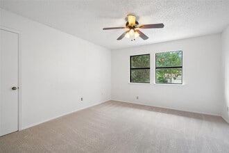 11435 Ptarmigan Dr in Austin, TX - Building Photo - Building Photo