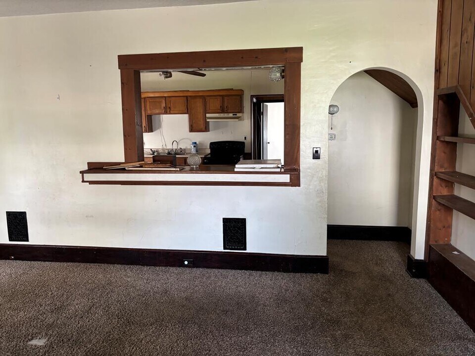 648 S Ankeny Ave in Somerset, PA - Building Photo