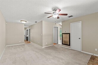 1022 Disston Ave in Clermont, FL - Building Photo - Building Photo
