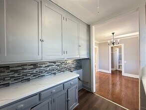 3129 N Hamlin Ave, Unit A04W in Chicago, IL - Building Photo - Building Photo