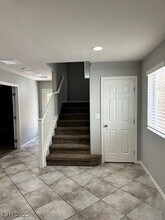 6977 Walden Park St in Las Vegas, NV - Building Photo - Building Photo