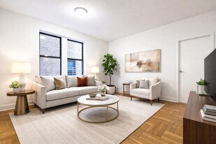 664 W 163rd St, Unit 6 in New York, NY - Building Photo