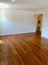 157 White Plains Rd in Tarrytown, NY - Building Photo - Building Photo