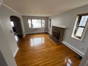 202 Orient Ave, Unit 2 in Boston, MA - Building Photo - Building Photo