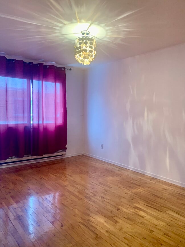 property at 12350 Rolland Boul