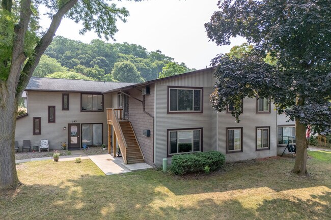 293 Market St in Lockport, NY - Building Photo - Building Photo