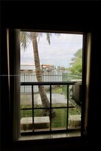 2290 NW N River Dr in Miami, FL - Building Photo - Building Photo