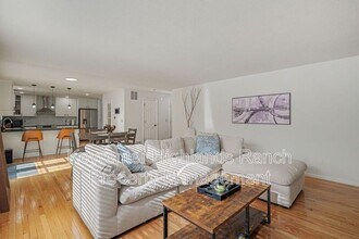 8123 Locust Dr in Littleton, CO - Building Photo - Building Photo