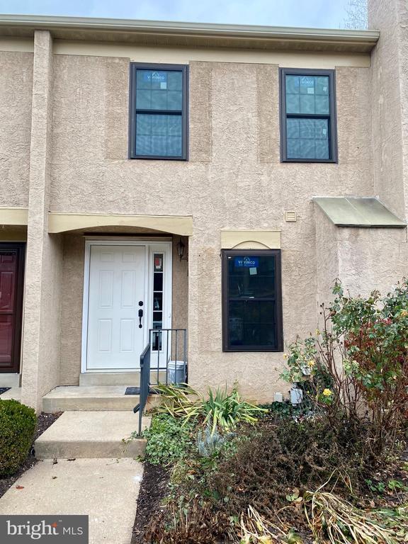 2402 Winterbridge Ln in West Chester, PA - Building Photo - Building Photo