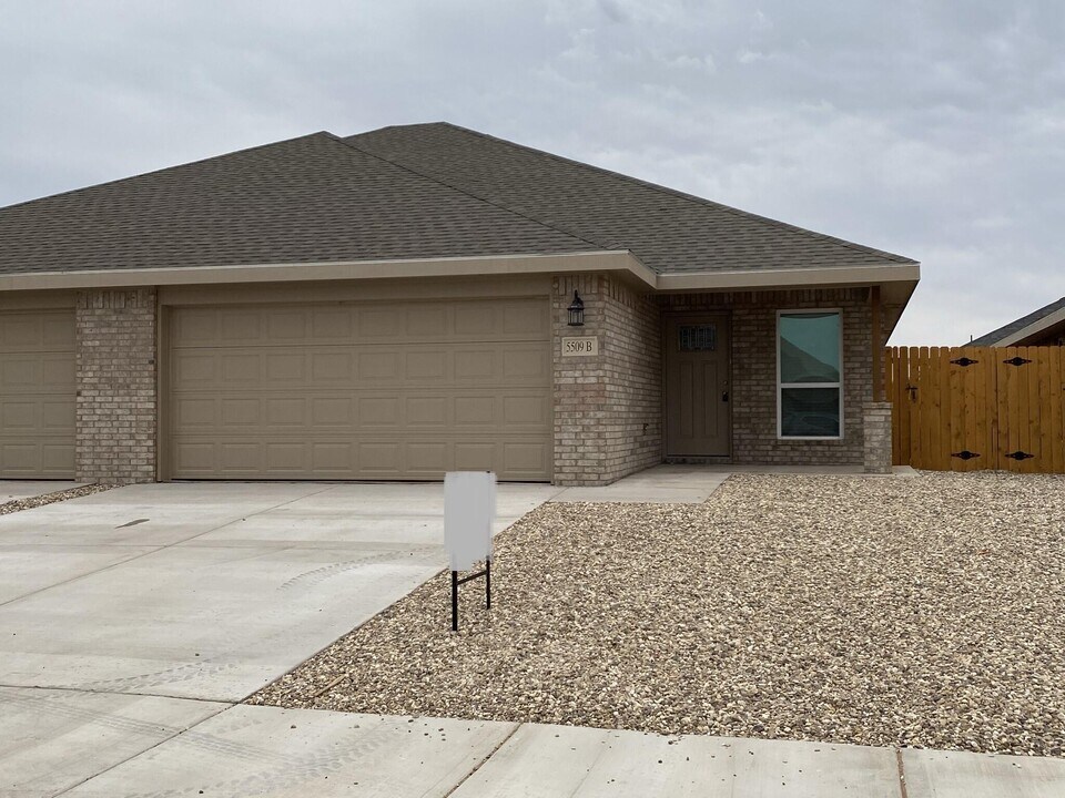 5509 Jarvis St in Lubbock, TX - Building Photo