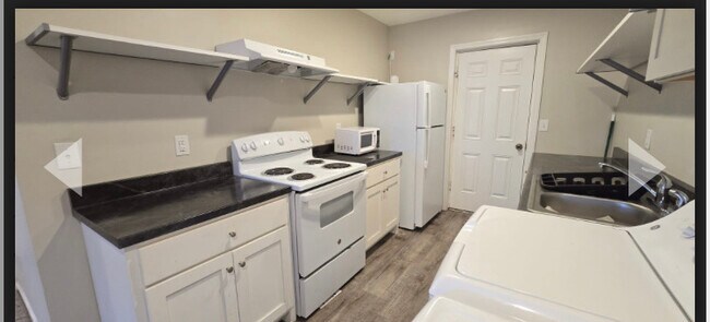 207 Stone St NW in Huntsville, AL - Building Photo - Building Photo