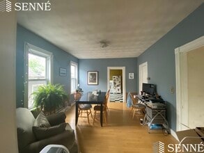 11 Thorndike St, Unit 2 in Somerville, MA - Building Photo - Building Photo