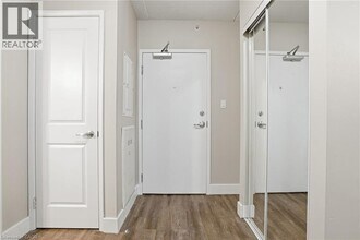 149 Main St W in Hamilton, ON - Building Photo - Building Photo