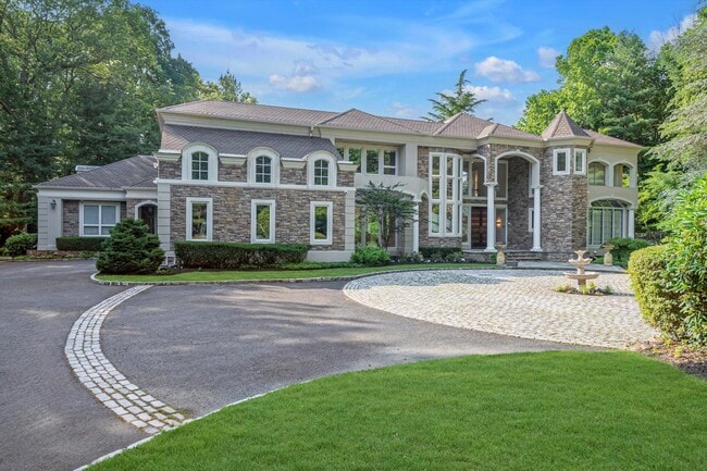 property at 55 Coves Run