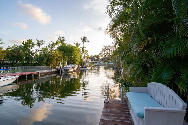 1840 Cleveland Rd in Miami Beach, FL - Building Photo - Building Photo