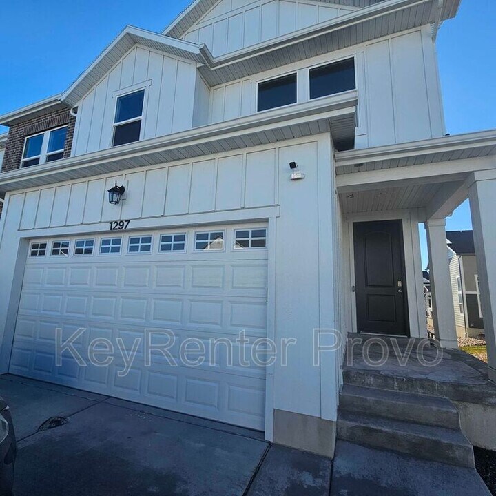 1297 Dawes Wy in Saratoga Springs, UT - Building Photo