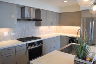 3030 Jarvis St in San Diego, CA - Building Photo - Building Photo