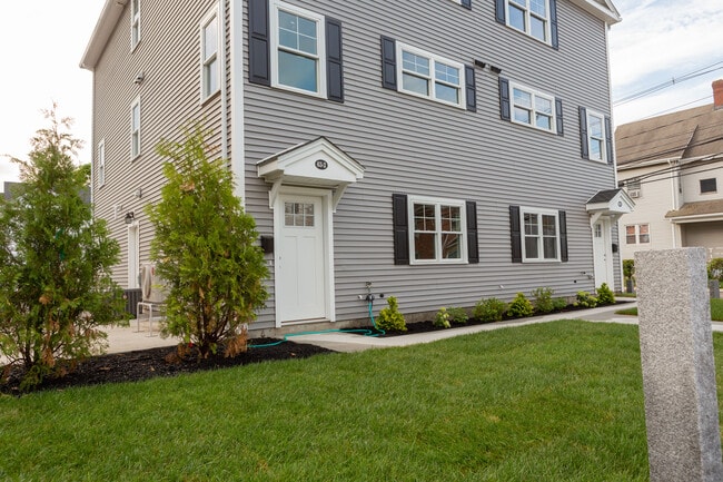 63 Bacon St, Unit 2