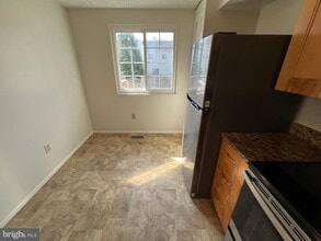 7728 Havenside Terrace in Rockville, MD - Building Photo - Building Photo