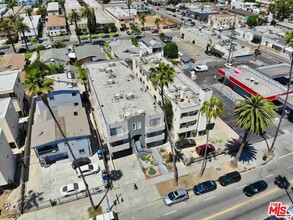 641 N Normandie Ave in Los Angeles, CA - Building Photo - Building Photo