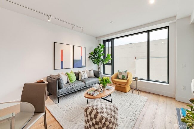 property at 1450 Franklin St