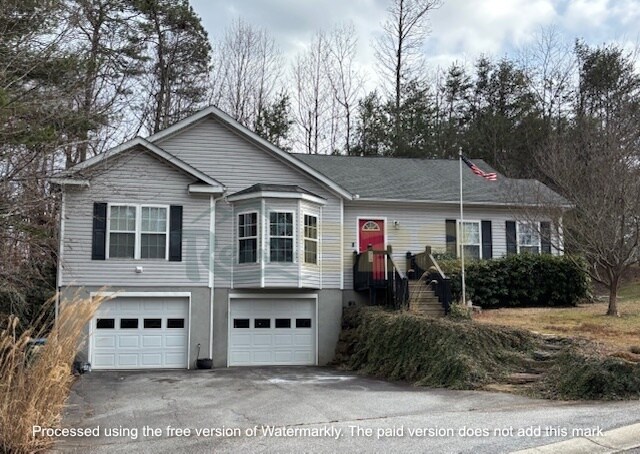 property at 915 Gleason St
