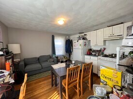 639 Somerville Ave, Unit 1 in Somerville, MA - Building Photo