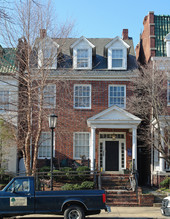 2225 Monument Ave in Richmond, VA - Building Photo - Building Photo