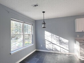 4797 Old Mill Ct in Crestview, FL - Building Photo - Building Photo