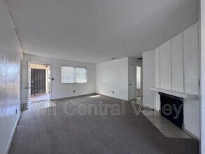 8920 N El Dorado St in Stockton, CA - Building Photo - Building Photo