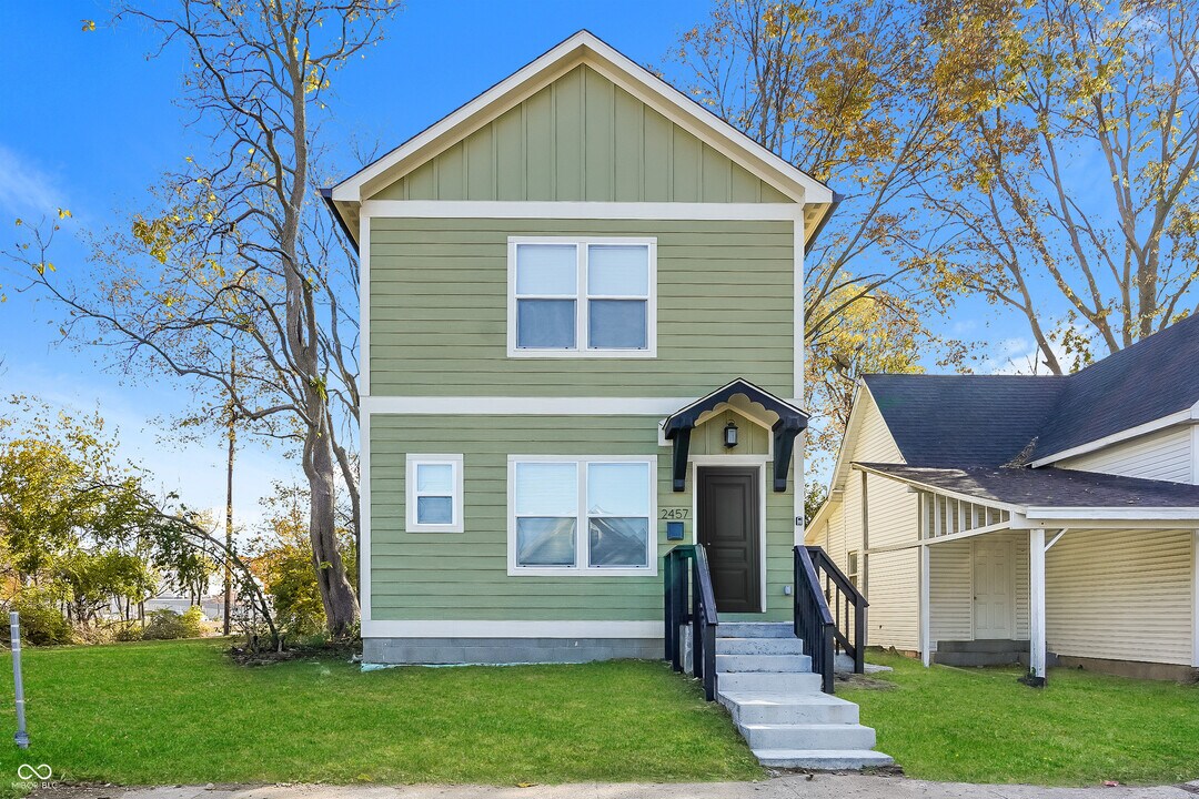 2457 Sheldon St in Indianapolis, IN - Building Photo