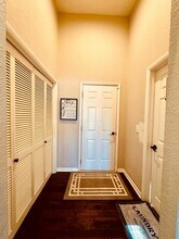 5912 NE Turquoise Dr in Lee's Summit, MO - Building Photo - Building Photo