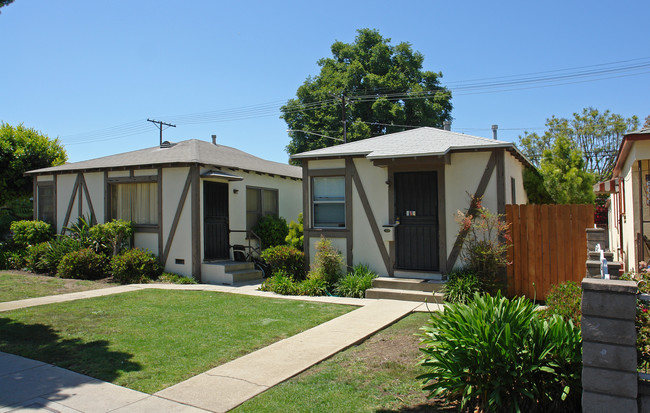 3792-3794 Ashwood Ave in Los Angeles, CA - Building Photo - Building Photo