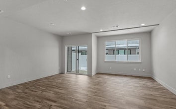 1007 W Grove Way in Coeur d'Alene, ID - Building Photo - Building Photo