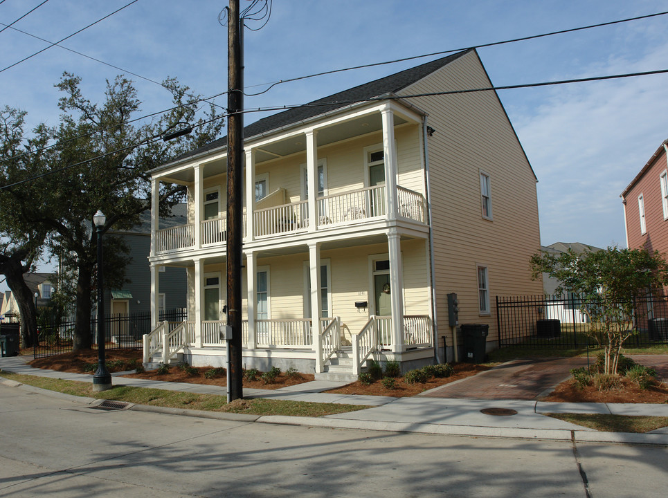 1843 Annunciation St in New Orleans, LA - Foto de edificio