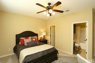 3334 Keefer Loop in College Station, TX - Building Photo - Building Photo