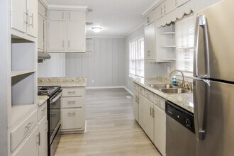 35 Sandra Ln in Athens, AL - Foto de edificio - Building Photo