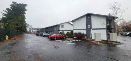 Eastern View Terrace Apartments in Spokane, WA - Building Photo - Building Photo