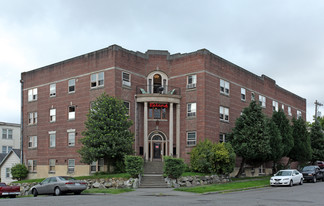 Leland Apartments