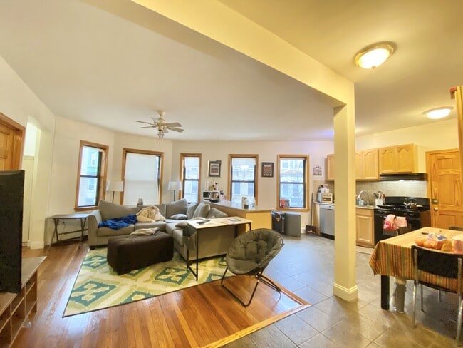 15 Orkney Rd, Unit 2T