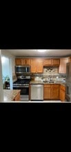 1460 Fairlane Dr, Unit 513 in Schaumburg, IL - Building Photo - Building Photo
