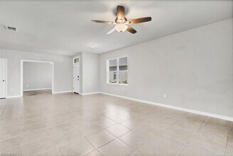20575 Plumwood Lp in North Fort Myers, FL - Building Photo - Building Photo