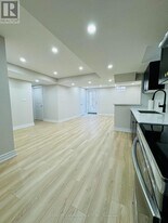 18 Yvette St in Whitby, ON - Building Photo