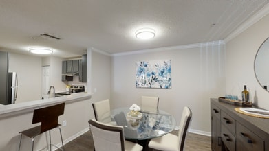 Sunset Lakes in Lakeland, FL - Foto de edificio - Building Photo