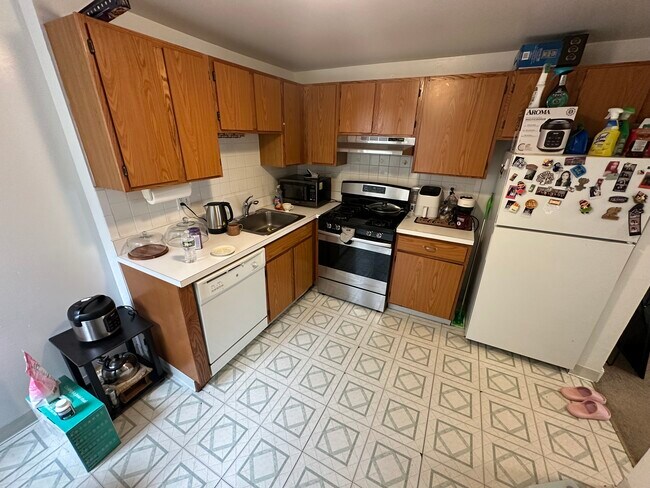 20 Colborne Rd, Unit 2 in Boston, MA - Building Photo - Building Photo