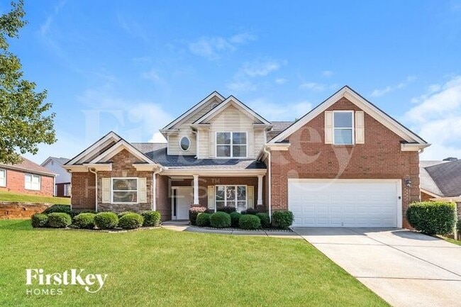 property at 952 Simonton Glen Dr SE